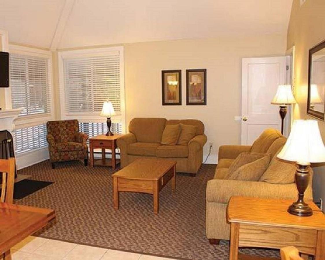 Pocono Villas Resort East Stroudsburg Exterior photo